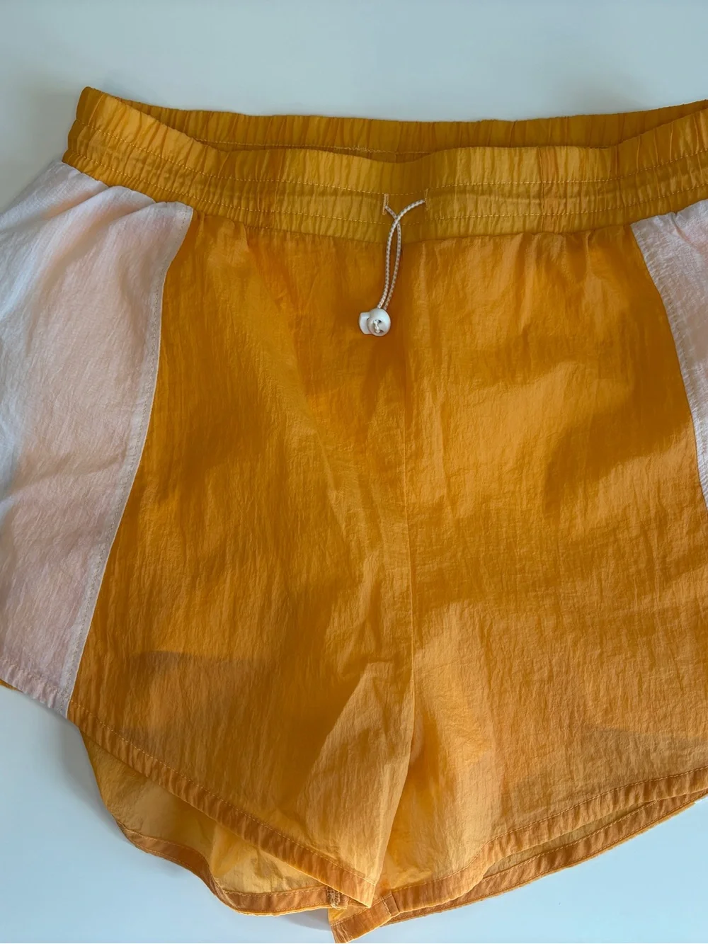 Gymshark Women’s Orange and White Athletic Shorts - Picture 5 of 11